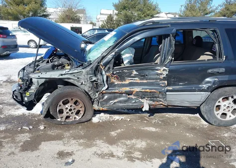 2002 Jeep Grand Cherokee Laredo from USA, damaged, VIN 1J4GW48S52C298387